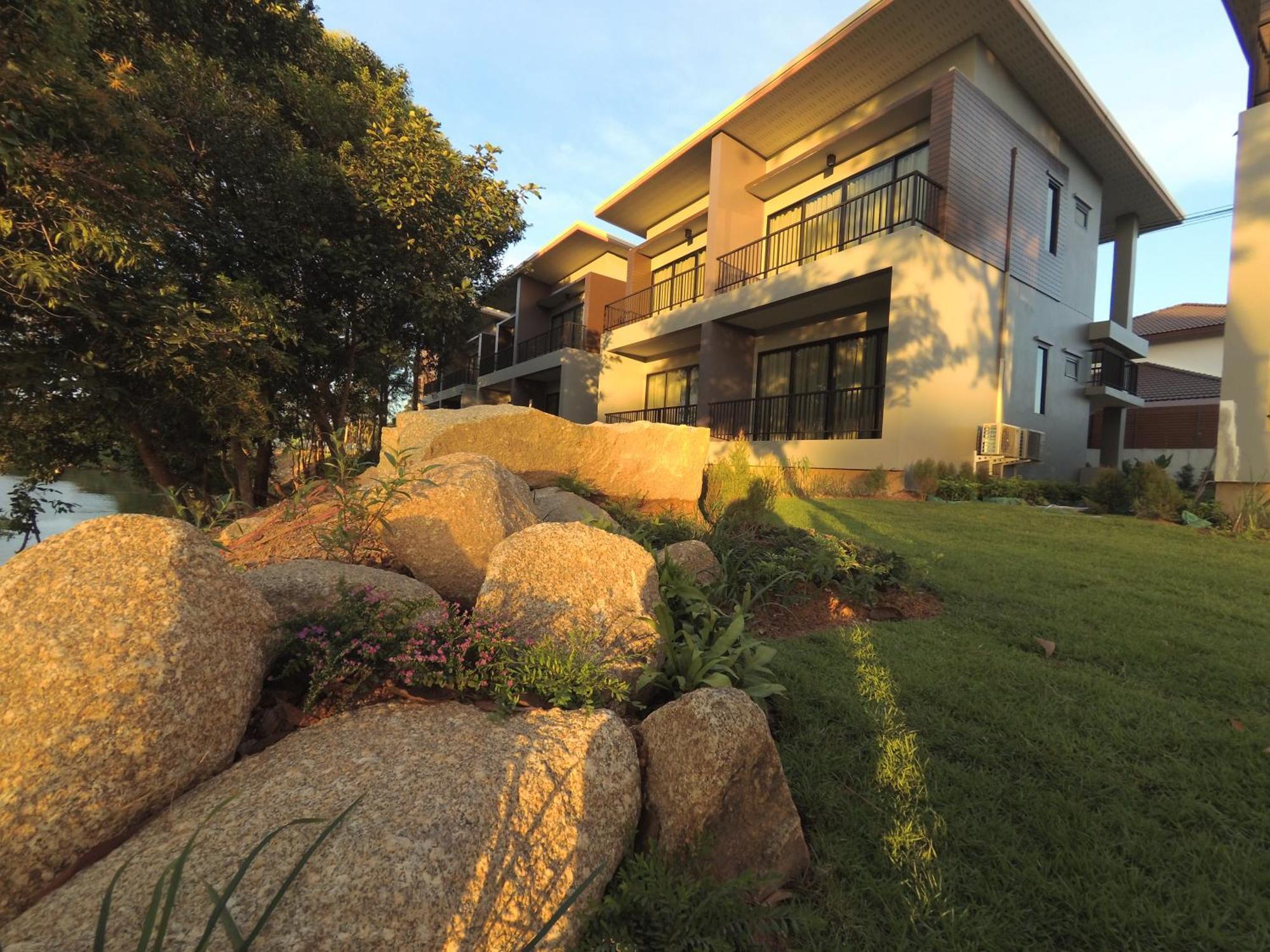 Riverawan Hotel Chanthaburi Bagian luar foto