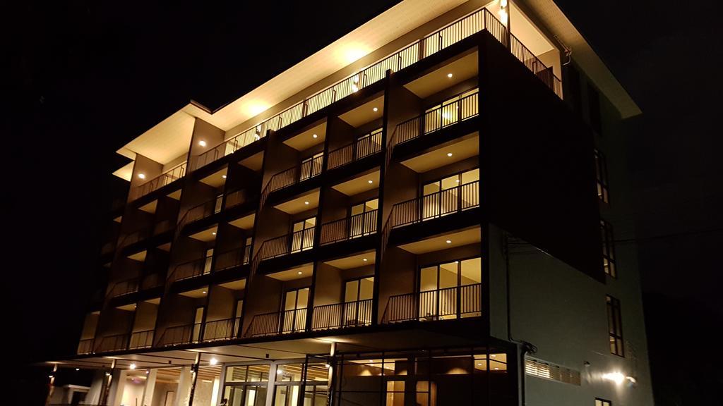 Riverawan Hotel Chanthaburi Bagian luar foto