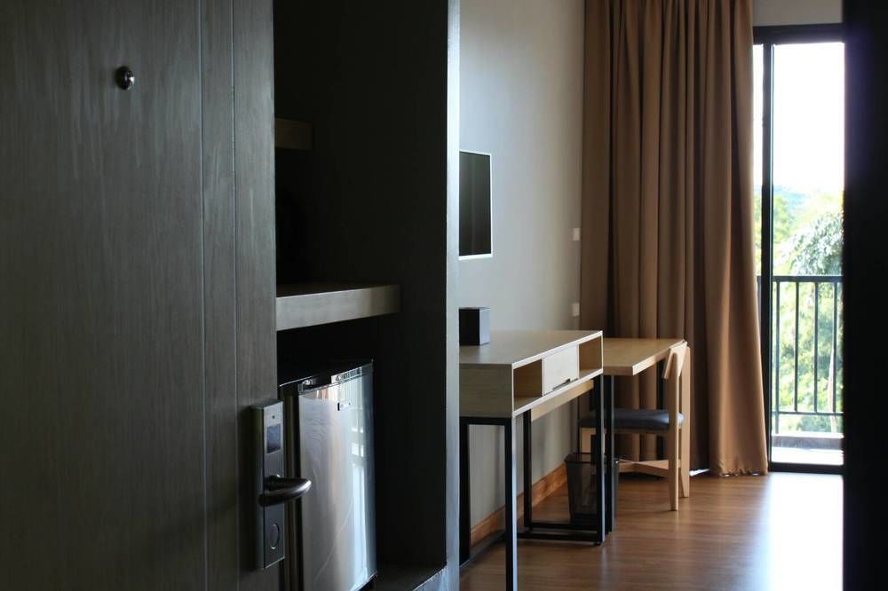 Riverawan Hotel Chanthaburi Bagian luar foto