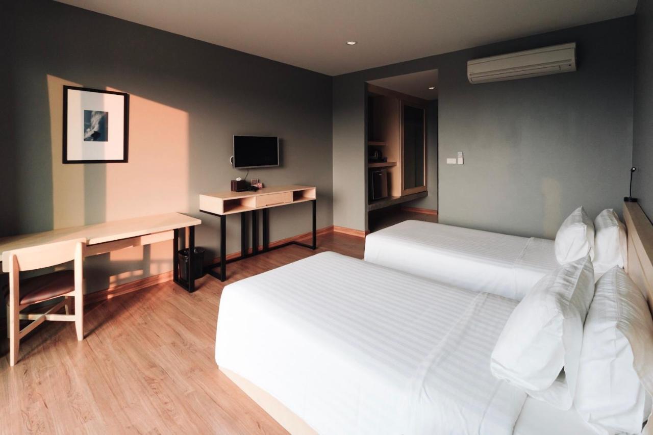 Riverawan Hotel Chanthaburi Bagian luar foto