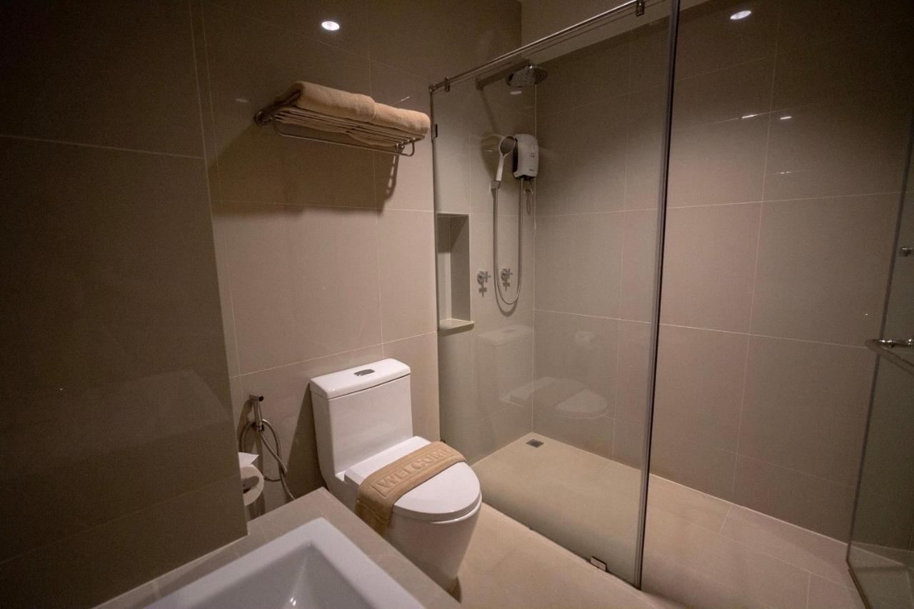 Riverawan Hotel Chanthaburi Bagian luar foto